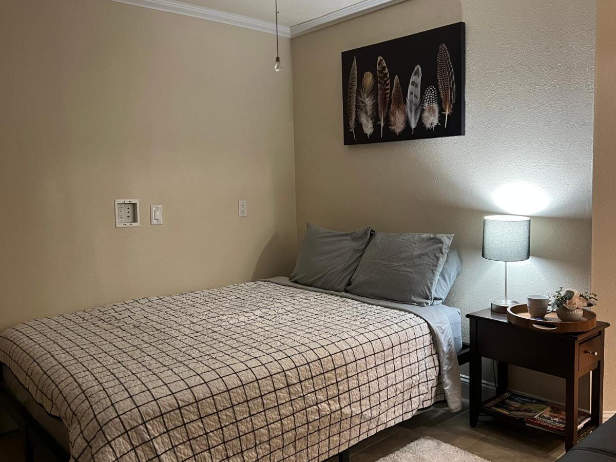 Near Airport Guest Suite Anchorage Bagian luar foto